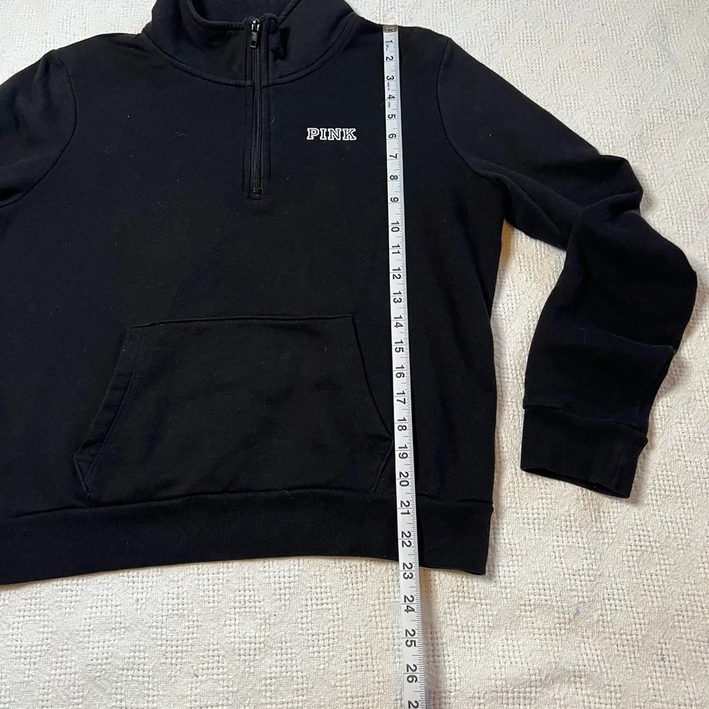 Victoria Secret PINK sweatshirt. - Picture 3 of 5